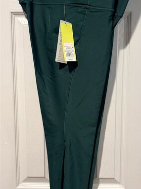 All in Motion women’s pocketed legging Dark Green Size Large